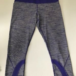 Lululemon inspire crop II size 10 striped athletic capris